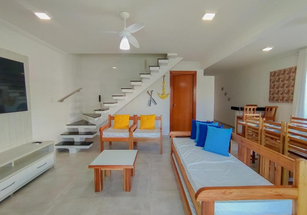 Sala de estar com TV